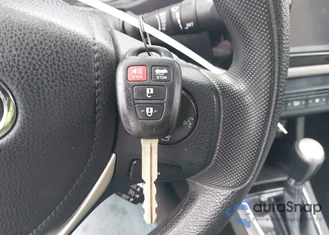 2015 Toyota Corolla Le из США, поврежденный, VIN 5YFBURHE5FP276027